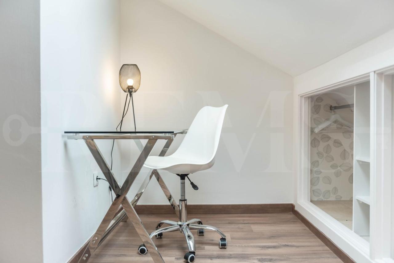 Lovely Duplex With Private Parking Near City Center By Rems Malaga Zewnętrze zdjęcie