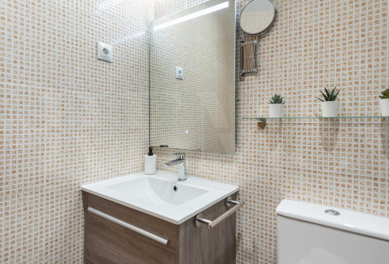 Lovely Duplex With Private Parking Near City Center By Rems Malaga Zewnętrze zdjęcie