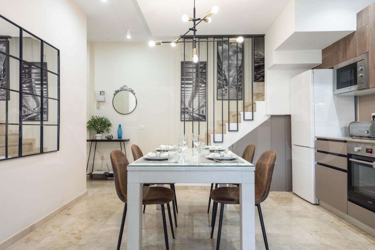 Lovely Duplex With Private Parking Near City Center By Rems Malaga Zewnętrze zdjęcie